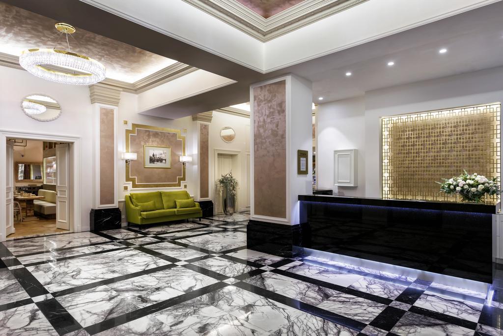 Cosmopolitan Hotell Prag